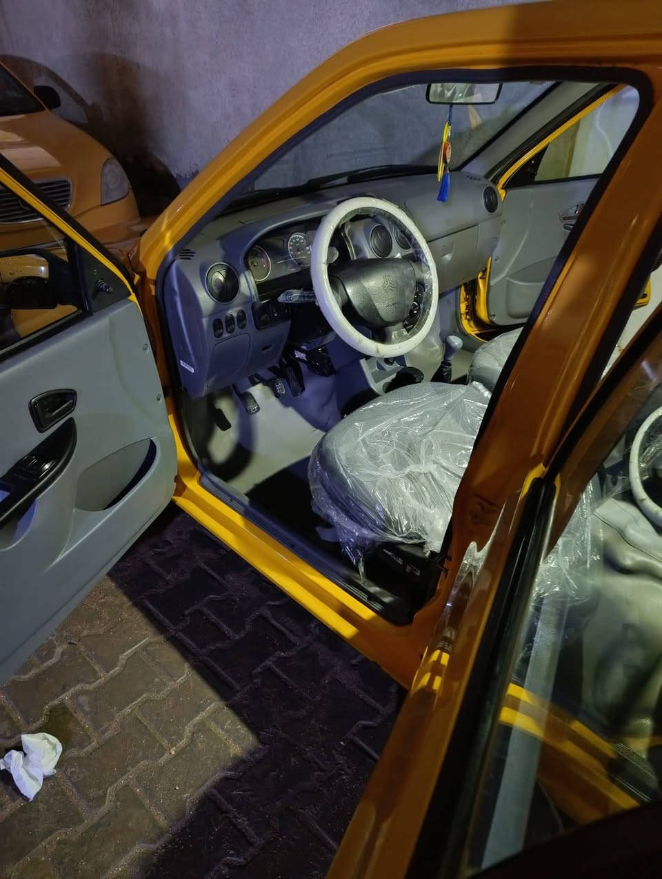 السلام عليكم
للبيع سايبا مديل ٢١ السيارة جدا نظيفه مكفوله من التبديل والفتح والصبغ ماعدا بارد فقط قليل
مكينه وگير وحدادية وتبريد تدفئة ع وضع الشركة ارضيه مغلفه جلد
رقم بغداد انگليزي مصفرة هيئة وغرامات وهزة جديده مداور ثاني يوم
السعر ٦٠
مكان السياره كربلاء حي العامل
***********
