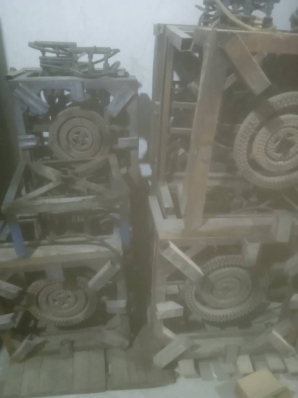 خزانات عدد 7 سفريه عدد 2 طبخات عدد 14 ابو العروي عدد 28 العنوان تقاطع درويش السعر خاص الرقم ***********
