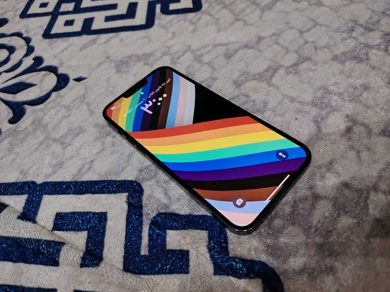 سلام عليكم للبيع ايفون 13برو ماكس ذاكره 256 بطاريه ٧٨ جهاز لون زيتوني جهاز نضيف مستبدل ضهر والفلاش واكف وسعره ١٠ مكاني بغداد بسمايه قريه عشره رقمي *********** سعره 490 وبي مجال
