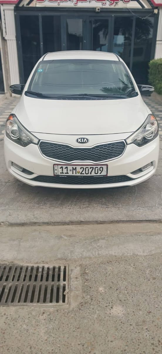 السلام عليكم
كيا فورتي هاج باك سياره وارد أمريكي موديل 16
محرك2000 جي بي اي
سياره خير من الله 
ماشيه 61
صبغ بنيد بلا ضربه أثر شخوط بلا ضربه 
سياره بيها حادث جاملغ خلفي مال امريكي
سياره بيها ملاحضه قطعتين بارد 
السياره بدون دواخل بود ار باك بدون شاصي 
صدر خلفي امامي جديد
تايرات جديده 
باتري جديد
سياره جدآ نظيفه مابيها نقص 
مواصفات السياره :
تحكم ستيرن جهتين 
كروز سرعه
شاشه كاميرا 
أشار بالمري مري شفط
لد ليلي نهاري 
رقم  بغداد مميز
سنويه هزه كله جديد

العنوان بغداد السيديه 

***********
