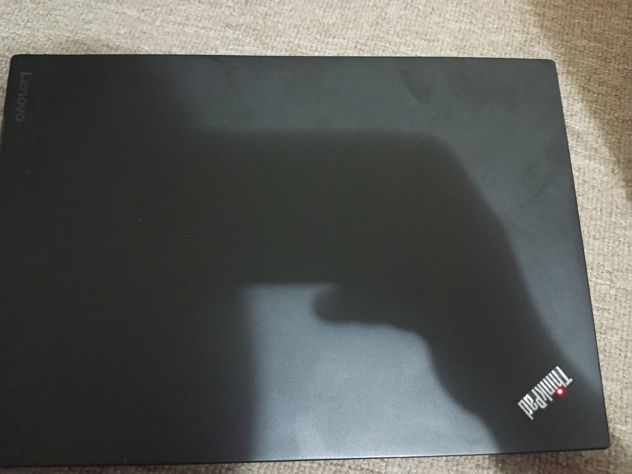 حاسبه للبيع بل شرط ماعرف شنهو نوعها السعر 190وبيها اشويه لاستفسار ***********
