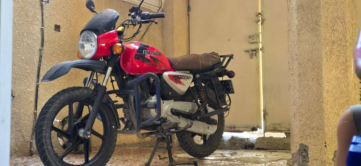 موديل 21
باسمي رقم انكليزي 
مابيه حادث او غرامات 
دراجة مجفته وكالة وشرط معدل100تمشي 
سعر 1800
عنوان بعقوبة الي ما تفيده لا يدوخني فدوه ***********
