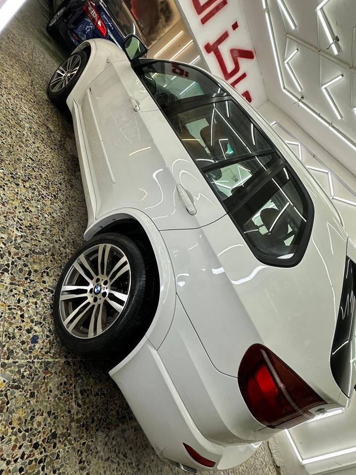 الفئة:BMW X5
  الموديل :2013 
رقم السيارة :اربيل 
اللون :ابيض 
محرك :٦سلندر /٣٠٠٠ توربو  بانزين 
كير :٧نمر

المواصفات :

٥مقاعد جلد ✅

ابواب شفط ✅

جنطة كهربائي ✅

فتحة سقف بانوراما ✅

شفتات بالستيرن ✅

تدفئة تبريد ✅

مقاعد خزن ميموري ✅

كاميرا ٣٦٠ درجة ✅

للاستفسار :***********

السعر مناسب
