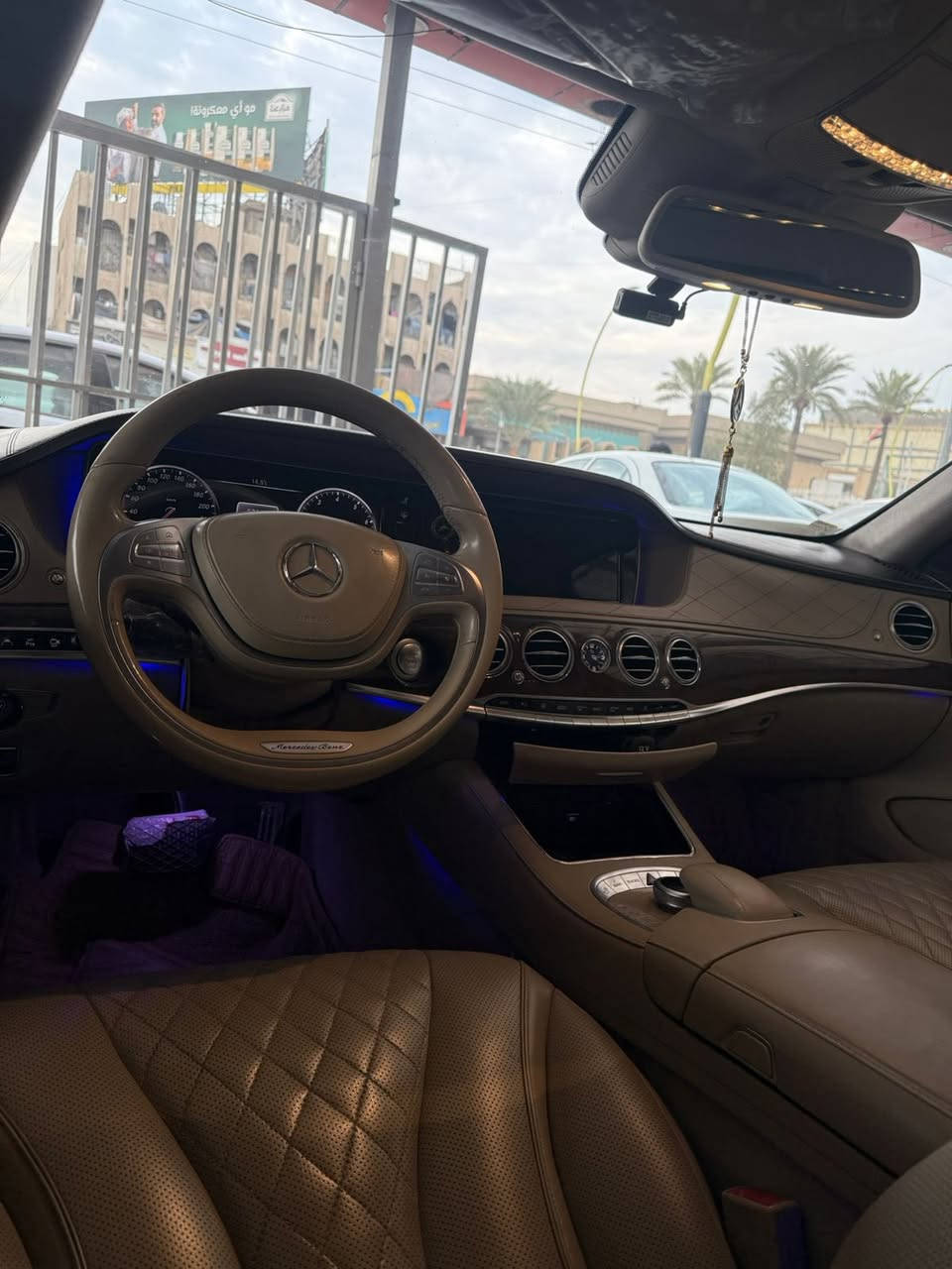 السلام عليكم
للبيع Mercedes S500 2014 
مكينه 8 سلندر (4فصوص) 
بانوراما  
٥ بردات
٤ كامرات
حساسات 360 
اوتو بارك
رادار امامي
رادار خلفي
نقطه عمياء
كشن تدفئه و تبريد
كشن يفتر ويه لستيرن
قياده اليه 
عطر بجكمجة 
شاشات خلفيه
بصمه ابواب 
بصمه تشغيل 
جكات تنزل وتصعد
داخل بيجي دزاينر 
داخل لدات ٧ الوان 
ويل 19 
جنطه كهرباء
كشنات خلفيه كهرباء
ماشيه 140 الف
مكفولة كفالة عامة 
مكينه وكير مكفلات 
السعر 38500$
العنوان بغداد الوزيرية 
للاستفسار 
***********
