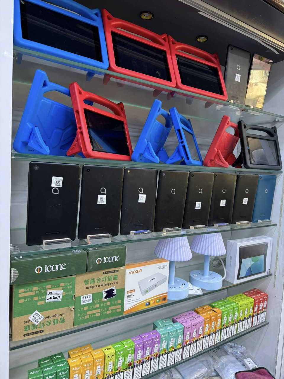 ايبادات الكاتيل ايبادات أسكاي ايبادات tcl
كل هاي الموديلات متوفرة عدنا السعه 32 
العنوان العزيزية شارع الخليج معرض ضياء 
***********
