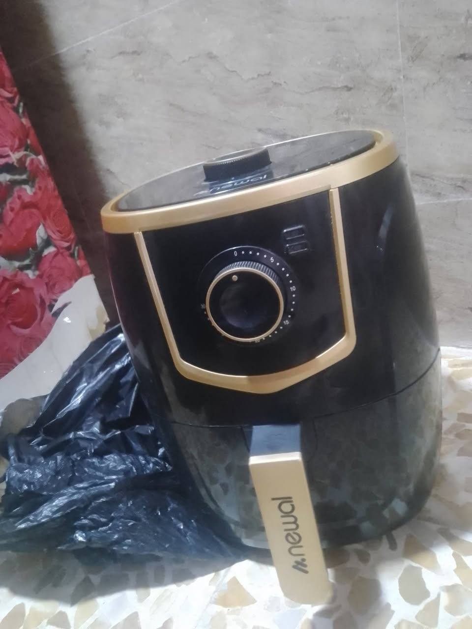 للبيع بانكة ماركة و قلااية ماركة وبرج نت معا واير ومحولة وراوتر كامل وكونفيرة


**إذا كنت صاحب هذا الإعلان وتريد حذفه لأي سبب، رجاءا أرسل رسالة إلى الدعم الفني**