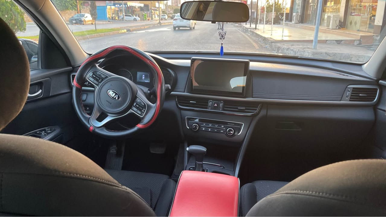 كيا اوبتيما 2017 امريكي 
رقم دهوك
اللون اسود
داخلها اسود
ماشية 120 ميل
ثلاث وضعيات قياده ايكو وسبورت وعادي
حيل اقتصادية و نظيفة 
الشاشة كبيرة ولمس
كاميرة دوارة
فول تحكم ستيرن جهتين
مثبت سرعة
شاشه أعطال بالدشبول
حساس اطارات
مانع الانزلاق
جي بي اس +بلوتوث + واي فاي +Usp مخارج
السياره ضررها جاملغ الامامي  يد النفر بدون دواخل و جاملغين الخلفي
ايرباكات سليمة 
السعر 130 
مكان سيارة زاخو
رقم الشاصي 
***********

5XXGT4L31HG139938 زاخو, دهوك
