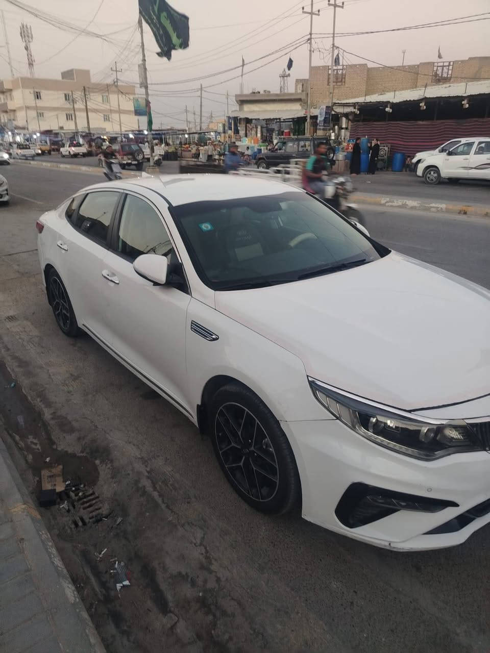 السلام عليكم خواتي لبيع اوبتما 2020 خليجي فول موصفات عدى الفتحه ماشيه 165 الف مكان السياره السماوة رقم مميز دولي بصرة مداور ثاني يوم السعر 190 وبيه ومجال محرك 2500  كير ومحرك مكفوله السونار موجود والتفاصيل ***********
