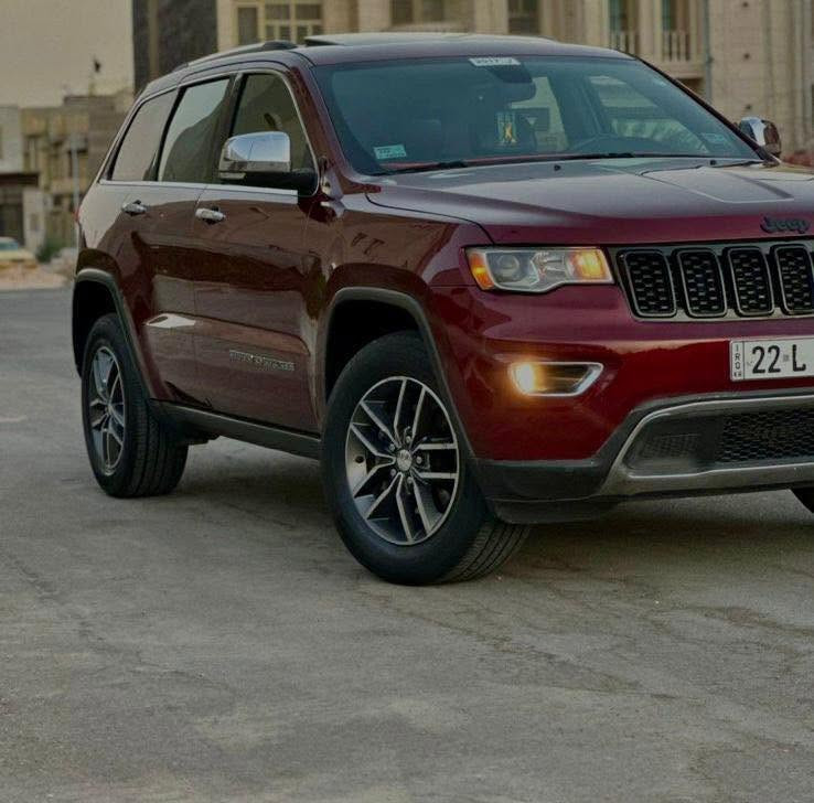 السلام عليكم 
 JEEP GRAND CHEROKEE, LAREDO (لمتد )

للبيع او مراوس حسب القناعة

جيب لاريدو وارد امريكي 

سلايد فول 

بصمة تشغيل 

كشنات كهرباء 

رادار نقطة عمياء تحديد مسار 

قطعتين تبريد 

لايت زينون عالي ناصي

شاشة وكامرة دوارة

سيارة ماشية.  70 الف كيلو

موديل 17

رقم بغداد الجديد هزه وفحص جديد بسمي

حادثه بنيد سطحي 

تخم تاير جديد *********** واتس أب 
*********** فقط اتصال 

مكان السيارة بعقوبه
