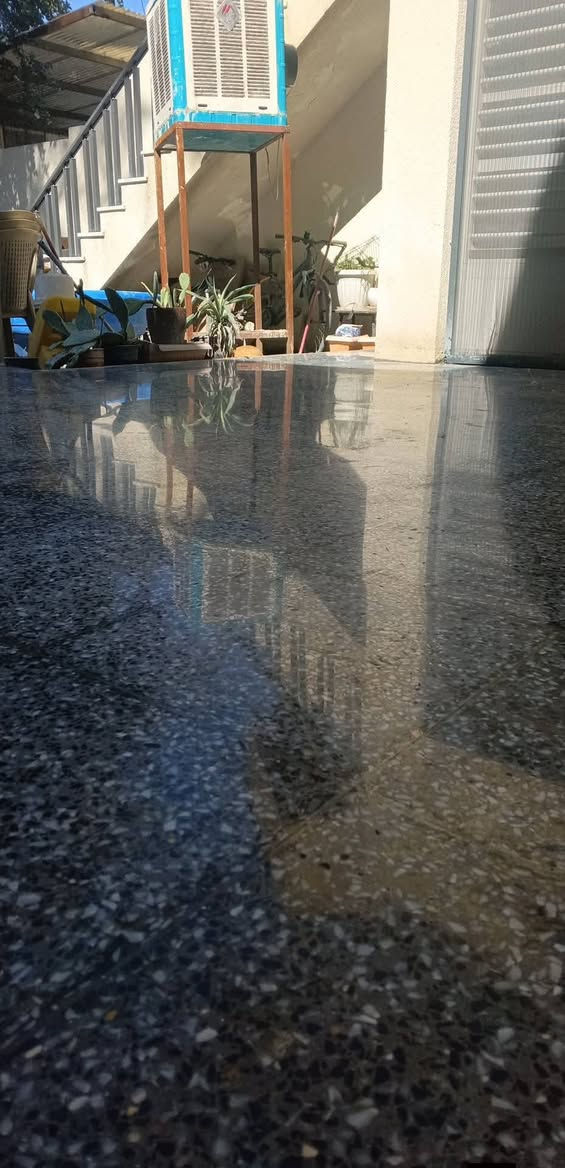 الجلي الموقعي #كاشي جديد كاشي قديم مرمر كرانيت صب موقعي سراميك بورسلين جميع مناطق بغداد
اتصال ‏‪***********‬‏///***********  ‏‪
