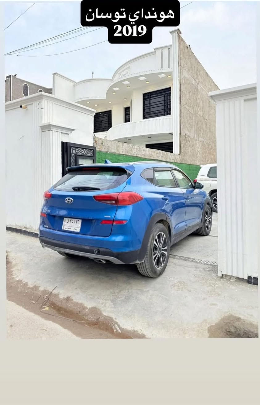 سلام عليكم
هيونداي توسان
موديل:2019
فول مواصفات
كشنات كهربائية
واوتو هولد
3مودات قياده
مصابيح أمامية وخلفية بتقنية LED مع إضاءة نهارية.
صندوق كهربائي ذكي
المرايا: طي كهربائي مع مؤشرات انعطاف ونظام تدفئة.
تدفئة وتبريد للمقاعد الأمامية، مع تدفئة للمقود.
شاشة تعمل باللمس قياس 8 إنش تدعم Apple CarPlay .
زر تشغيل وبصمة دخول.
حساسات أمامية وخلفية للمساعدة في الركن.
النقاط العمياء: نظام التحذير من التصادم في النقاط العمياء (BCW).
نظام المساعدة على البقاء في المسار
نظام ABS، وتوزيع قوة الفرامل EBD، ونظام التحكم في الاستقرار ESC.
دف لوك
للاستفسار عن السعر رقم الهاتف: ***********
