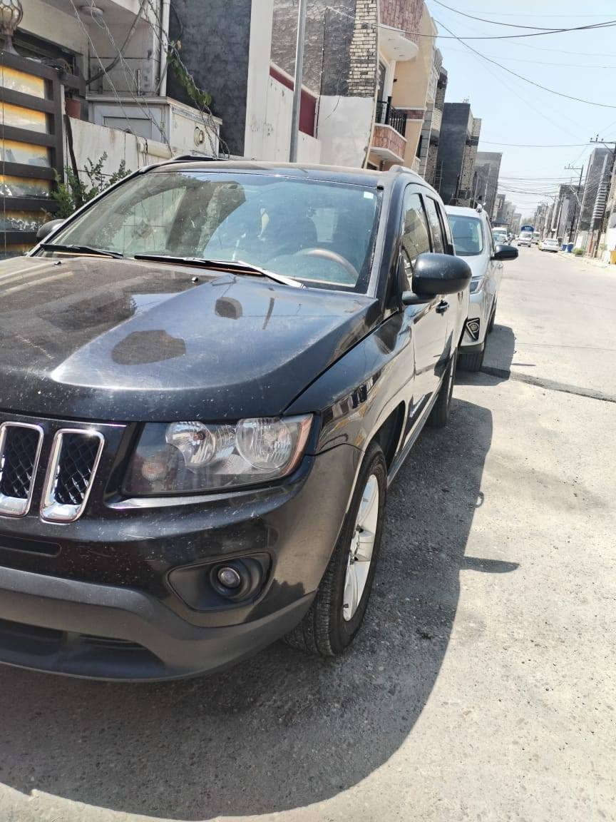 السلام عليكم
جيب كومباس 

موديل ٢٠١٧

 لون اسود

تحكم ستيرن جهتين

اواكس

فور ويل 

محرك ٢٤٠٠ المرغوب 

مانع انزلاق نزول منحدرات

ازالة الضباب 

مراة اتودم

ماشية ١٠٤ ميل 

كفالة كير ومحرك وتبريد

وارد أمريكي ضرر  قبق صندوق فقط

حرة رقم بغداد الجديد باسمي
***********

125$
