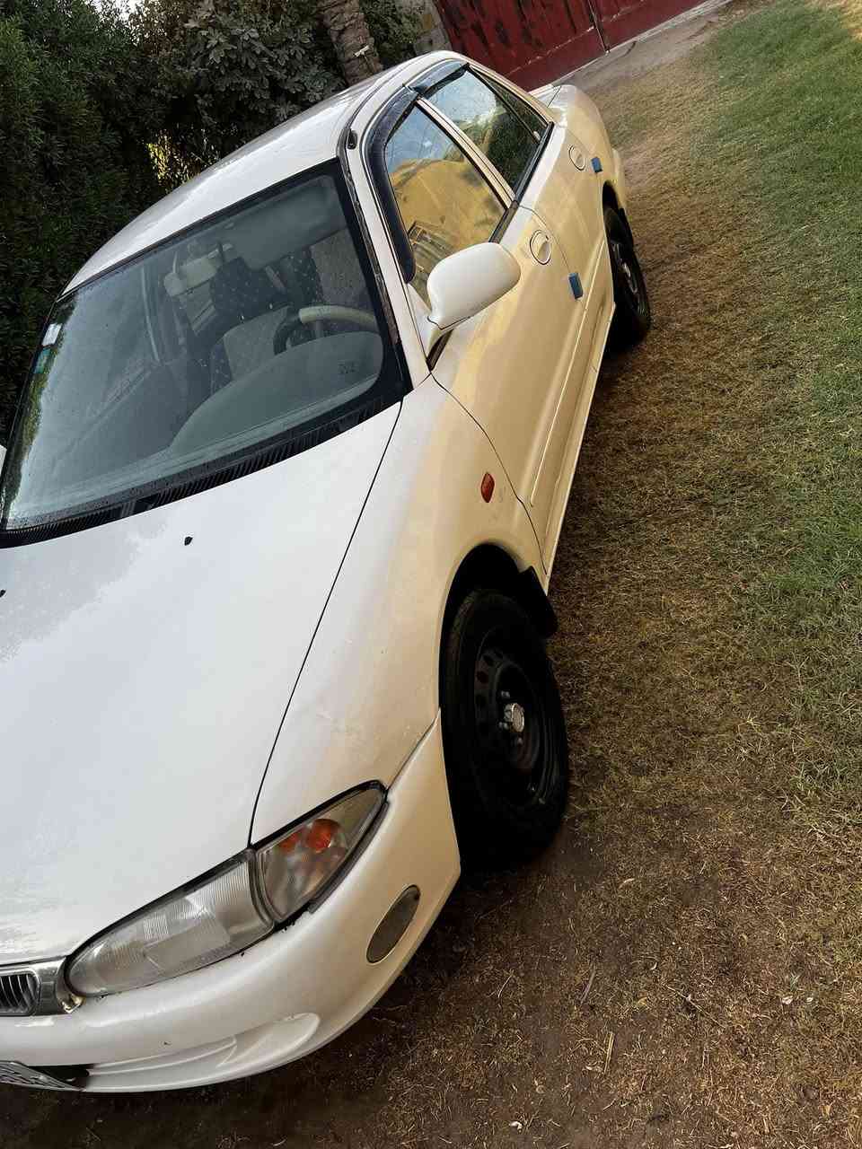 السلام عليكم برتون 2002 سيارة بلادية ما مصبوغة كير عادي كلشي شغال تبريد تدفئة بلاد بس محرك  بي خيط بخار والباقي بلاد سعر 46 وبيها مجال مكاني بغداد رقم ***********
