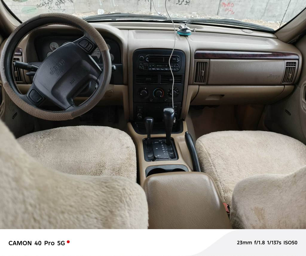 جێب نەفق مۆدیل 2000 سەنەوی و هەزەی تازەیە سەیارەکە زۆر جوان ڕاگیراوە گێڕو مەکینەو ئەکسل بەشەرت مەکینە شەشە تازە ناو گاعیە جوانی تێگیراوە چوار تایەی تازە تونو تۆڵە تەقەو ڕەقەی نیە دینار مەسرەفی نیە سەیارەکە بەخێک کراوە لەسەر ساغی بۆ جوانی لێدرو شتی پێوە نیە سەقفو شانی بەشەرت سعر 73 مجال 
0750 211 8373
0770 066 0090 كركوك, العراق
