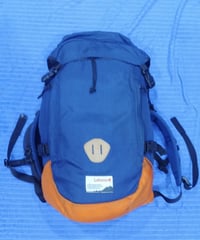 جنطة جبلي اوربي كندي  غير مستخدمة السعر ٢٥ الف مع التوصيل 07716372188