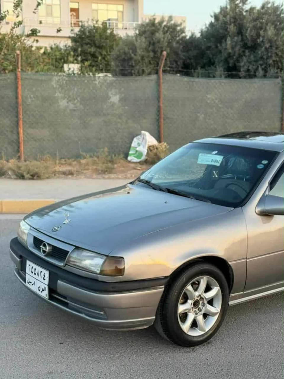 فيكترا موديل ١٩٩١  مه كينه ٢٠  ره قه م هه ولير سه نه وي  تازا به سه ر جوه سيار زور جوان فول فول به س گير عادي ئاوينه كاربايه ١ وه رقه خرامه له سه ر  به ناو كرديني به شه رت *********** سحري ٣٧ وه وقه كه م ماجال Singapore
