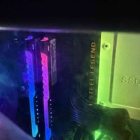 زوج رامات ddr 4  8*2   3200 يوجد توصيل  للتواصل  07716056237