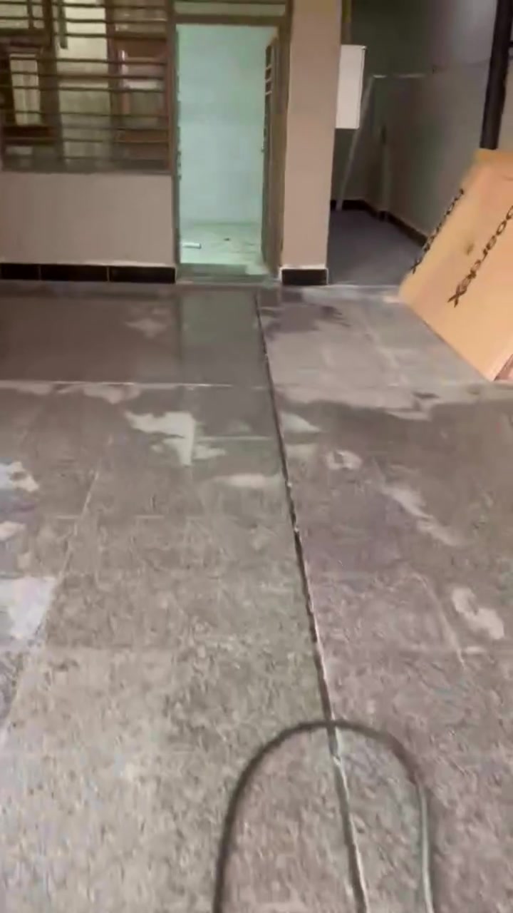 🏡 فرصة مميزة للبيع في مجمع الزيتون السكني – أبو غريب 🌿✨شركه اتك ايستا 

إذا تبحث عن بيت جاهز للسكن بتشطيب فاخر وموقع مميز، فهذا العرض يستحق اهتمامك.

📍 الموقع: مجمع الزيتون السكني – أبو غريب
📐 المساحة: 252 م²
📏 الواجهة: 12.5 متر
📏 النزال: 20 متر

✨ مواصفات البيت:
✔️ سند مستقل.
✔️ تشطيب درجة أولى بالكامل مع استخدام المرمر الفاخر.
✔️ 4 غرف نوم، منها غرفة 

الاستفسار  ***********
