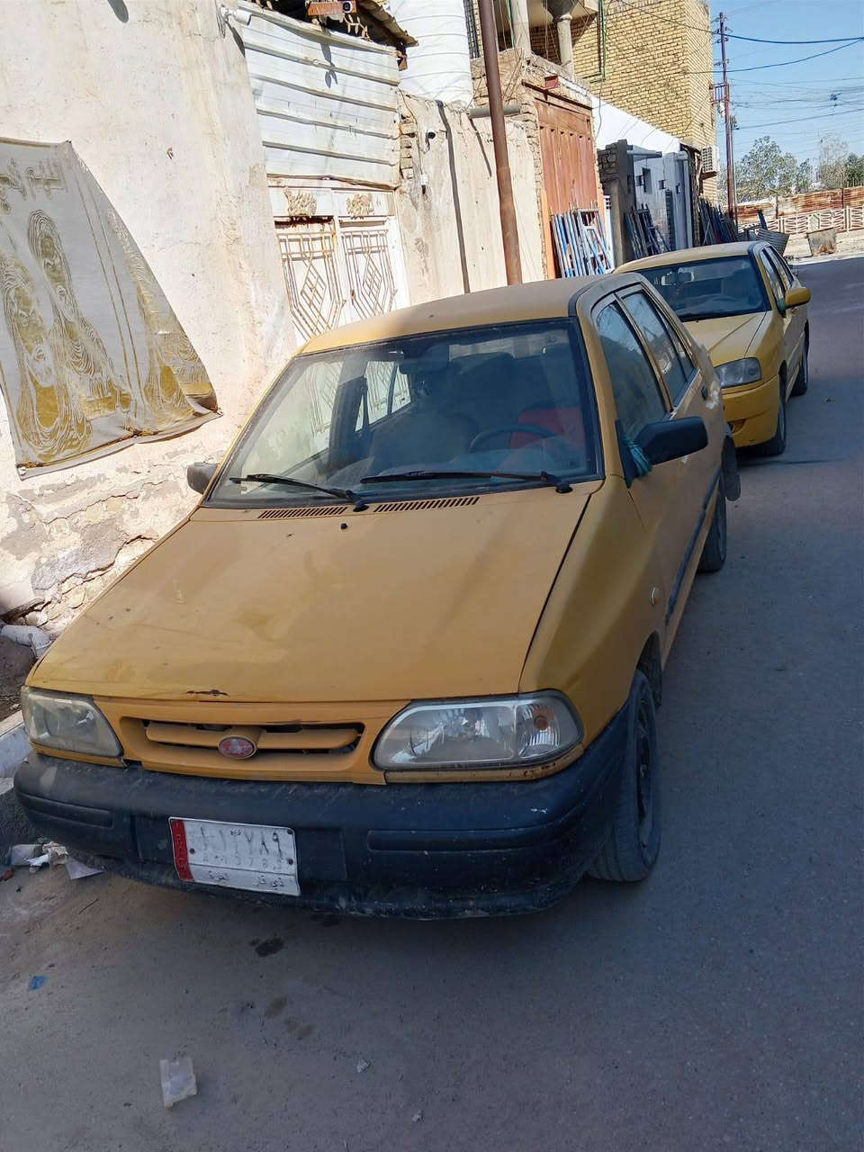 سلام عليكم سايبه لبيع موديل 2015 باسمي رقم الهاتف ***********
