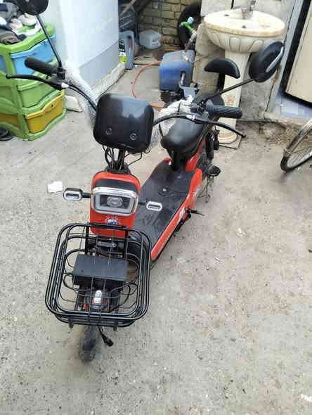 السلام عليكم درجة شحن جديده صار شهر من اخذته مكان الحسينيه سعره 250 رقمي ***********
