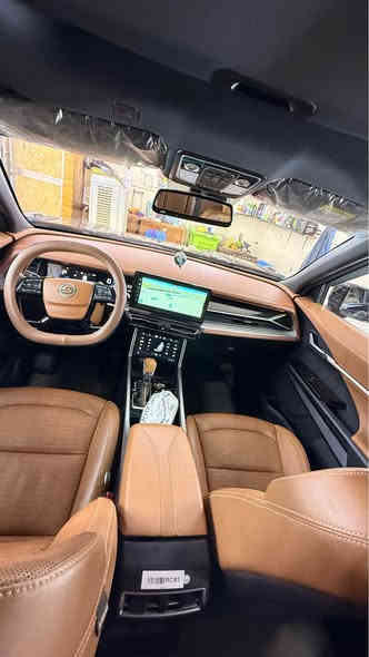 السلام عليكم 
سانك يونك توريس صناعه كوريه موديل 2023 للبيع 
رقم بغداد بأسمي
ماشيه 10000
وراد كوري حادثهه بنيد وجاملغ 
المواصفات فول 1/1
داخل قرميدي
اناره محيطيه متغيره الالوان
3 وضعيات قياده
مري شفط
نضام ترحيب
جنطه كهرباء اوتو
بصمه ابواب وتشغيل 
فتحه سقف
الكشنات جلد 
كراسي كهربائيه وتدفئه وتبريد بالمقاعد
تبريد قطعتين
رادار وحساسات 360 
كامره دواره 
تدفئه ستيرن 
اوتو بارك
وبعد مواصفات الفول المعروفه
السعر 185$
مكان السياره بغداد الشعب 
رقمي *********** بغداد
