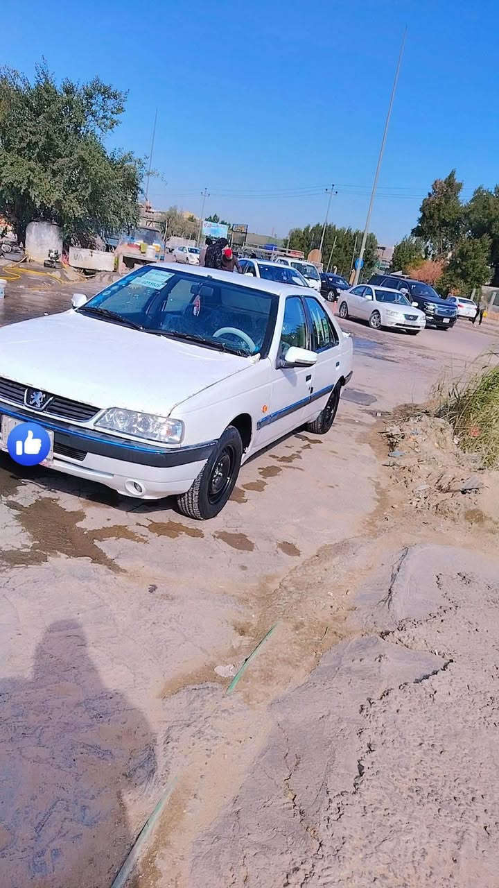 السلام عليكم ..
* بيجو 405 موديل 2012 
* كير ومحرك خير من الله لا تنقيص ولا تبخير
* رقم قادسيه راعيها بالنجف
* تبريد ثلج + تدفئه
* السعر المطلوب 40$ وبيها مجال حك الجيه
* رقم الهاتف: ***********
