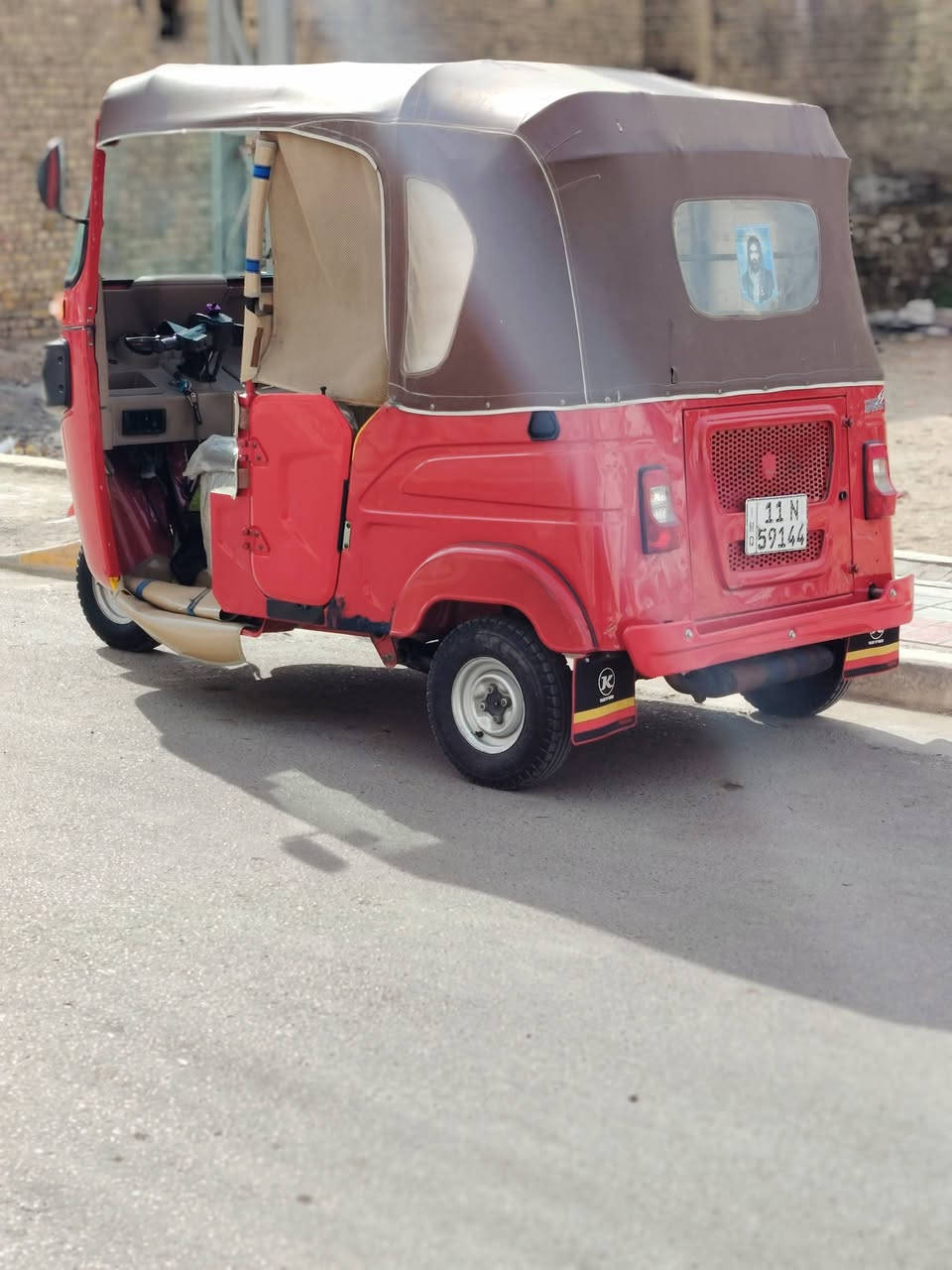 سلام عليكم تكتك للبيع موديل 2022/8/13 رقم وسنويه تحويل ثاني يوم مشروع وطني ابسمي تكتك كفاله مابيه اي نقص ماعده صدعات بصيطه تجي وشوف بيعنك مافتوحه الشراي بخدمته مكاني ميسان العماره /***********
