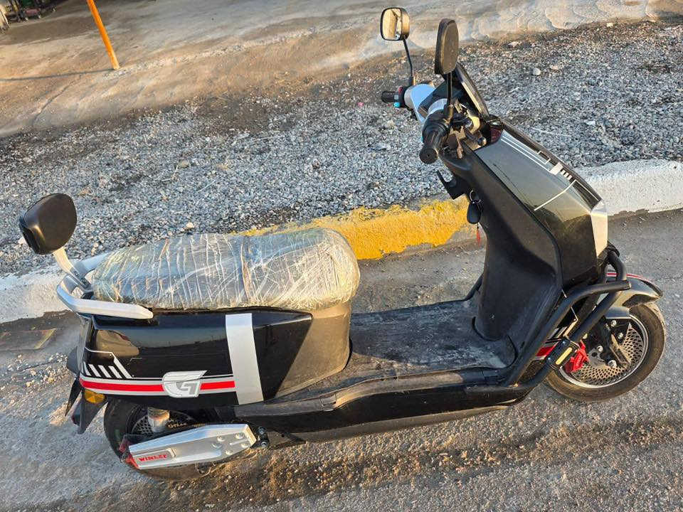 دراجة شحن وينلي وكيل حيدر النيار
دراجه ماتركس نظافه فول 

ملف 2000 نحاس 

 موديل 2025 _ بطاريات عدد 6 

السعر 750 وبيها مجال ***********
