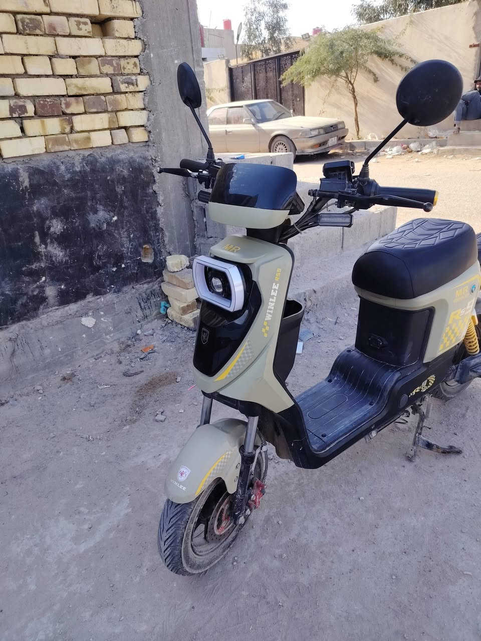 السلام عليكم دراجه شحن النوع .Rs9 مديل 2026 جديده 
مستعمله قليل 32 امبير 5 بطاريات الدراجه جاهزه ما بيه نقص السعر 550 
***********
