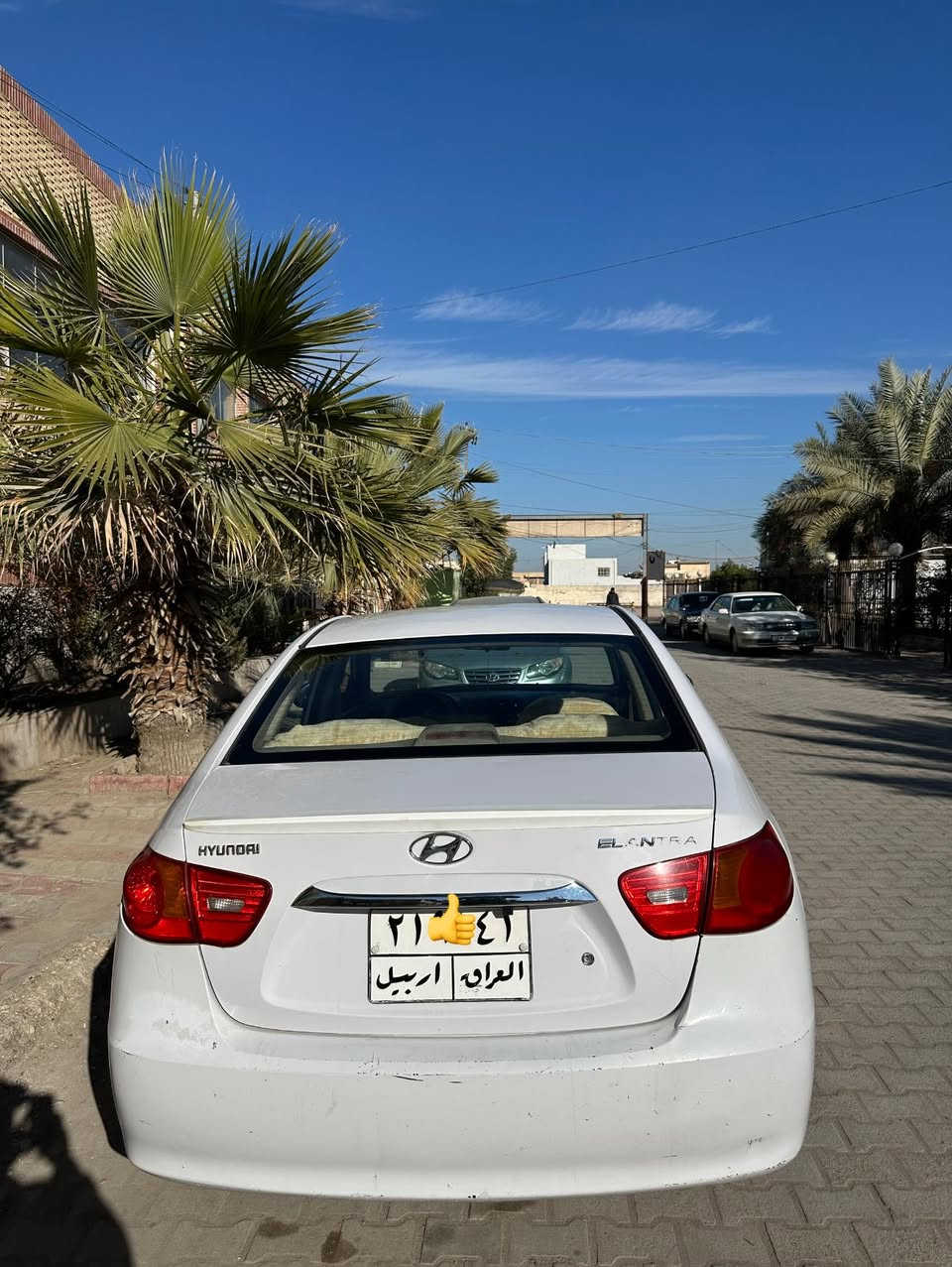 السلام عليكم النتره٢٠١١ السياره حلو ونظيفه  السياره بيها بنيد مبدل وجاملغ بي معجونالسياره نظيفه وحلوه للتصال***********
