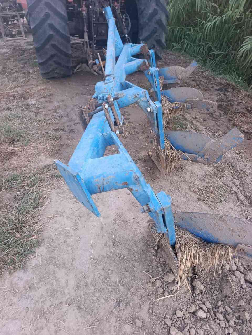 البيع فدان حجم16 ابوطيرلماني  عل فحص ***********//***********
