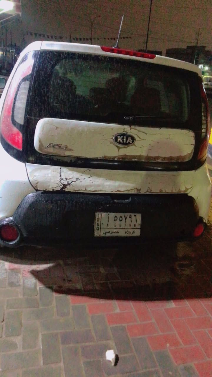 سلام عليكم صول امريكي موديل ٢٠١٦استيراد خاص بأسمنه محرك ١٦٠٠gdi  رقم كربلاء صارله ٩سنه عندنا حادث جنطه فقط امصلح على بارد تخم تاير جديد كير جديد محرك نظيف السعر ١٢٠وبيه مجال رقم موبايل ***********
