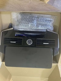 شاشه لاندكروزر على شكل لكزز ترهم من موديل 2007الى موديل2022 لك كابر اب...