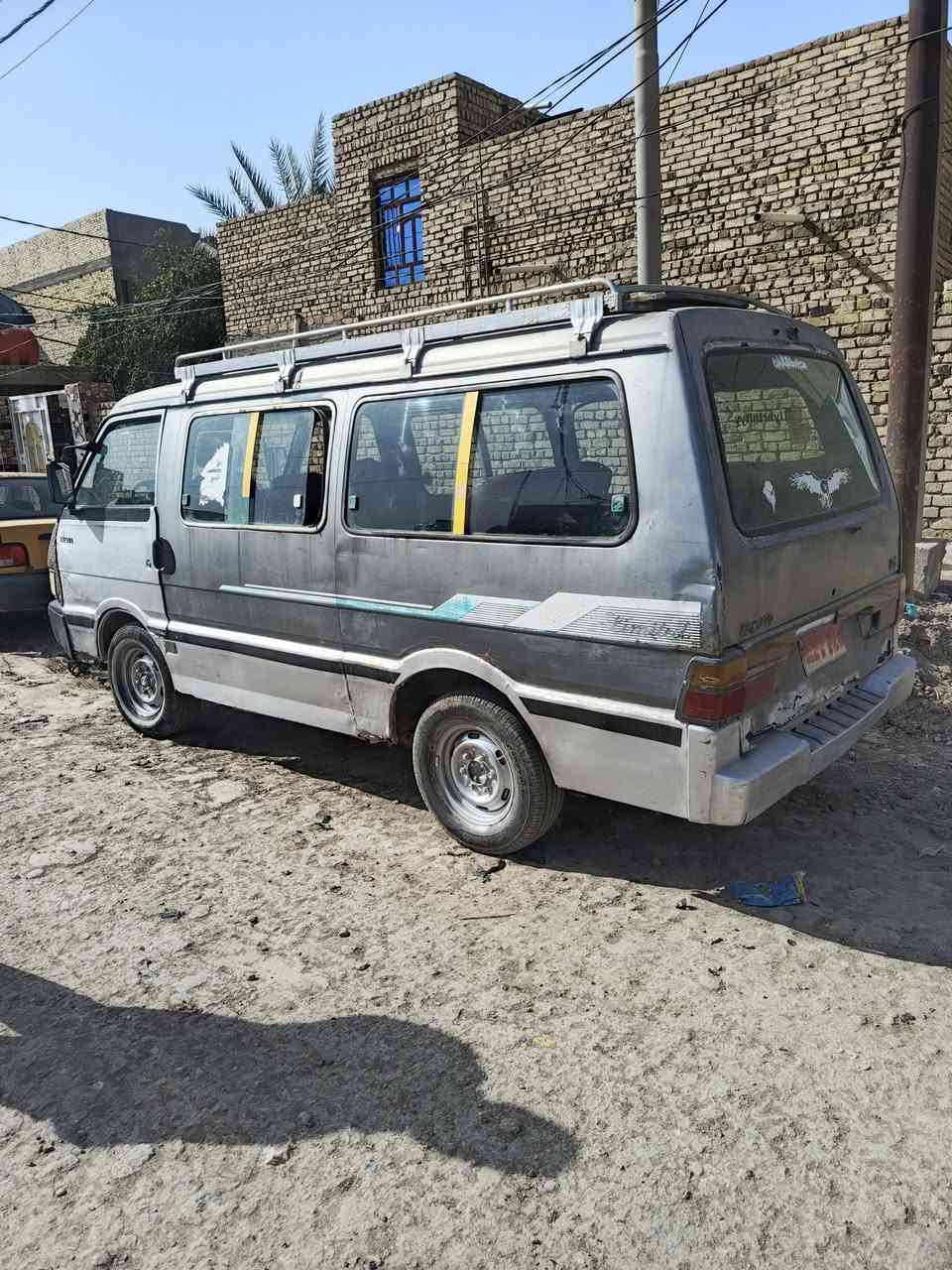 كيا بستا للبيع كير ومحرك وشواصي سيارة جاهزة سنويه عضم رقم احمر راعيها موجود العنوان الديوانيه  ***********1
