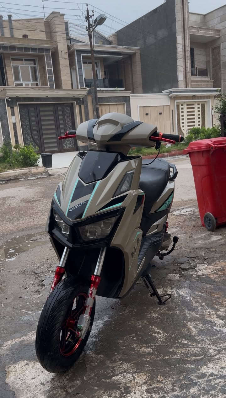 السلام عليكم دراجه سكنس شحن موديل 2024 ، 6 بطاريات للبيع نقصها بس بريك الخلفي مواصفاتها ، نضام البك ، ومثبت سرعه ، ويل ودبلات وعضمه سكليتر ويدات بريكات رياضي هيدروليك ، سرعتها الحقيقيه ع الويز 70 ، تمشيك 40 كيلو بالشحنه الوحده ، بيها نضامين تشغيل بصمه وسويج ، بيها نضام السرقه ، وبيها 3 سرع ، الدراجه خير من الله ونضيفه وما فديوم وكفتني بشارع ، السعر 550 وبيها مجال للشراي عنواني بغداد الزعفرانيه ، ***********
