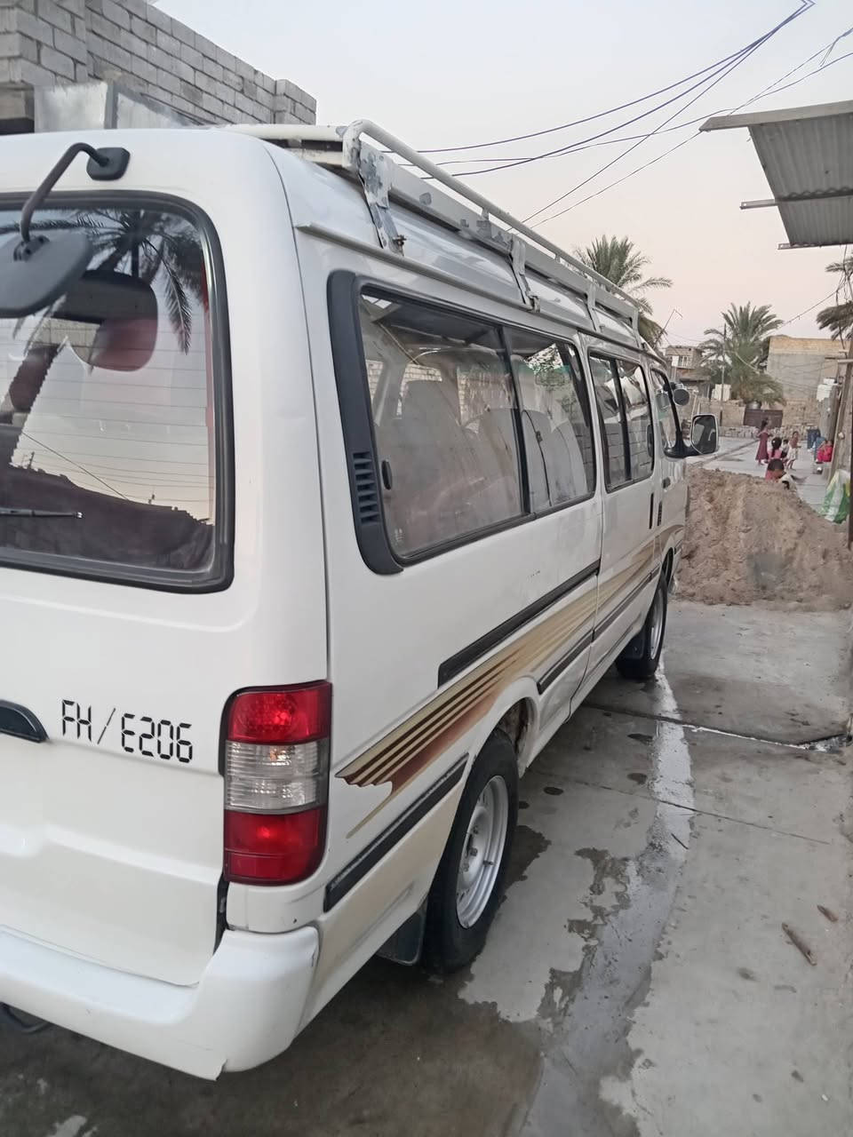 السلام عليكم
للبيع فتون F السعر 73
موديل 14 رقم انكليزي بسمي سنويه نافذه ٢٠٣٠سياره خير من الله مكينه كير سياره ماشتغل بيه عبريه بدون حادث بيهه طخه مثل ماموضح بالصوره يم بكلايت اليسار جهة السايق دوشمه نص عمر  وبيهه خياسات بالهلالات الاماميه واي استفسار اتصل وتدلل
العنوان ديالى خان بني سعد
رقمي ***********
