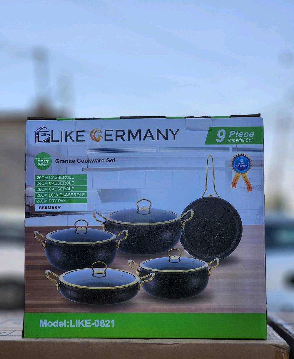 سيت قدور كرانيت زيتي اصلي 
تصميم أنيق وجودة عالية
طقم طبخ متكامل بتصميم راقي ولمسة فخمة، يجمع بين العملية والشكل الأنيق، مناسب لكل المطابخ العصرية.
المواصفات:
طلاء كرانيت عالي الجودة ✨
غير لاصق وسهل التنظيف
توزيع حراري ممتاز لطهي متوازن
مقابض معدنية قوية بلون ذهبي أنيق
أغطية زجاج حراري مع مسكة ذهبية
مقاوم للخدش والاستخدام اليومي
المحتويات:
قدور بأحجام متعددة مع أغطية
احجام 22/24/28/28
مناسب للطبخ اليومي والعزائم
الألوان المتوفرة:
أسود كرانيت
أبيض كرانيت
اختيار مثالي للي يحب الجودة والشكل الفخم بنفس الوقت 👌
جاهز يضيف لمسة تميز لمطبخك 🍳✨