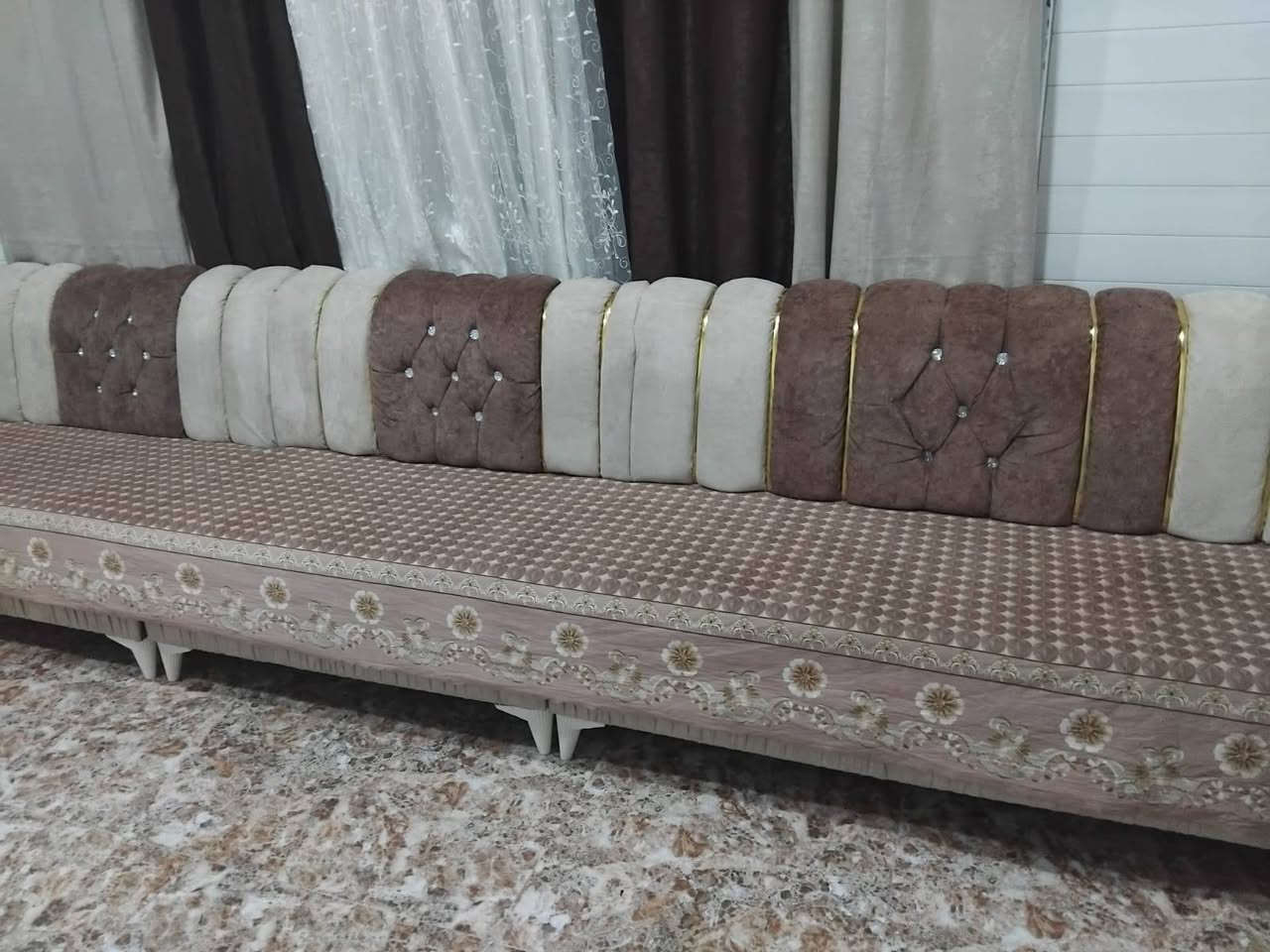 ديوان فول نضافه مابي إي عيب شرط الفحص السعر 275 وبي مجال للشراي ديوان لكطه


**إذا كنت صاحب هذا الإعلان وتريد حذفه لأي سبب، رجاءا أرسل رسالة إلى الدعم الفني**