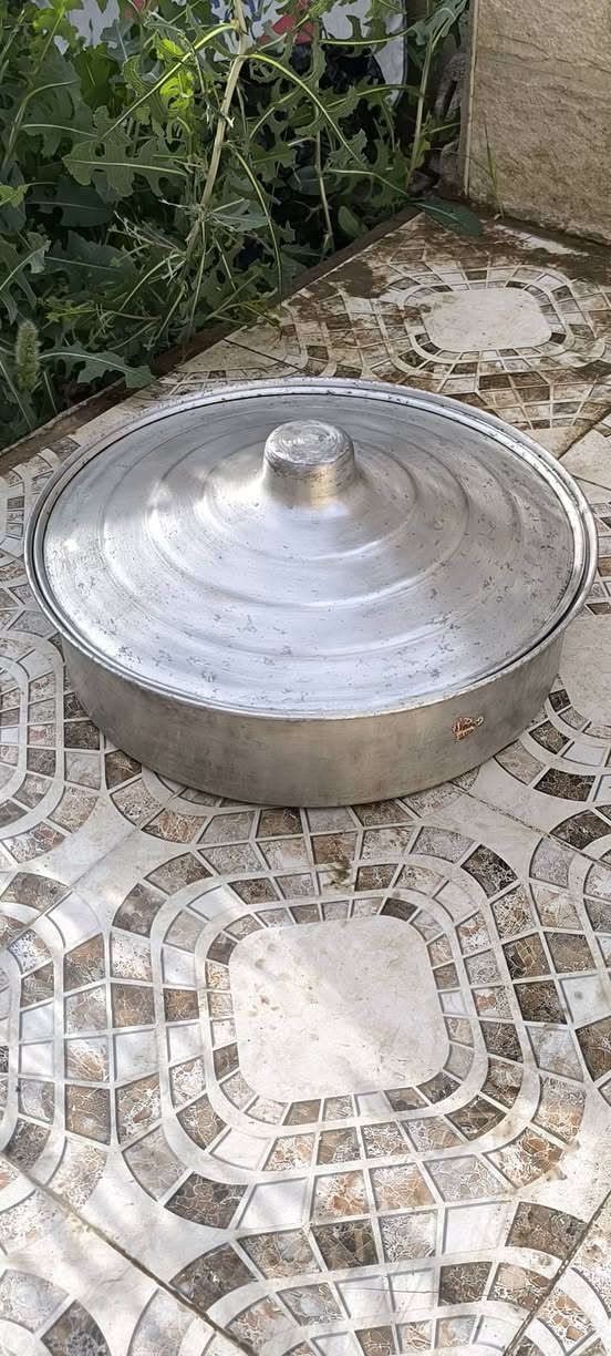 جدوره للبيع جديده ورقم وحد مال طبخ وطباخ عينين كمل هوه ول منضم وعين قيم وخذ والله كولها اصليه


**إذا كنت صاحب هذا الإعلان وتريد حذفه لأي سبب، رجاءا أرسل رسالة إلى الدعم الفني**