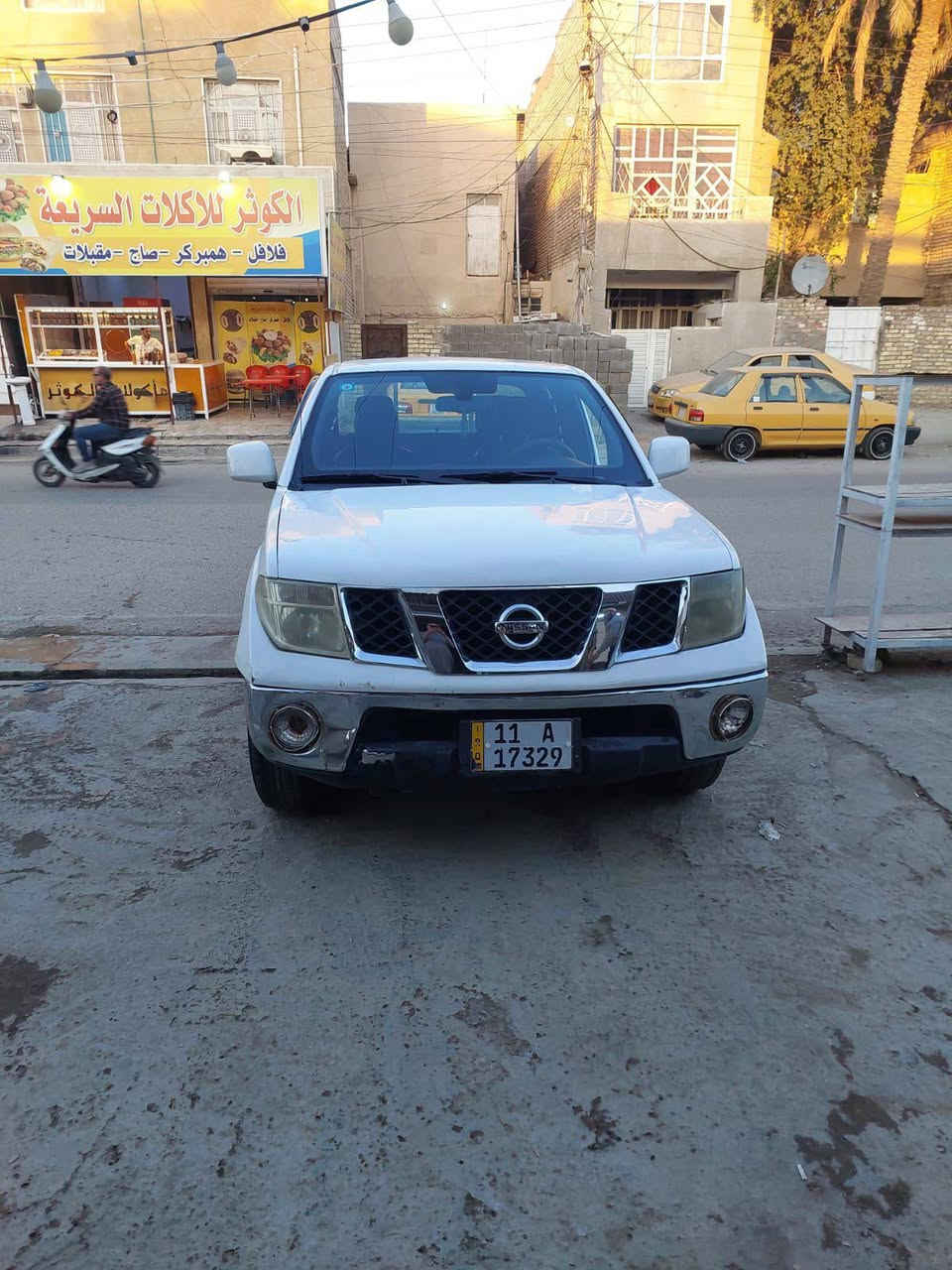 السلام عليكم بيكم نيسان مصبوغة حزام بيه خيط تبخير موديل 2008  بغداد
السعر 80
***********
