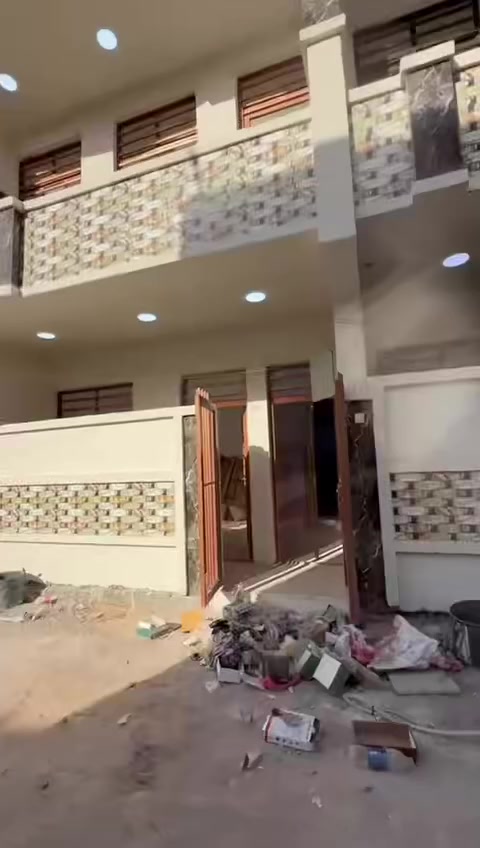 سلام عليكم مكتب الامين للعقار. يوجد لدينا بيت 50متر طابقين. (رهنيه). كامل وبيت جديد يحتوي على ٢ غرف نوم.  الموقع الحريه زراعي شاكر العاني قرب مكتب اليسر.  سعر الرهنيه 30مليون وإيجار ١٥٠ كل شهر 
الاستفسار اكثر ***********
