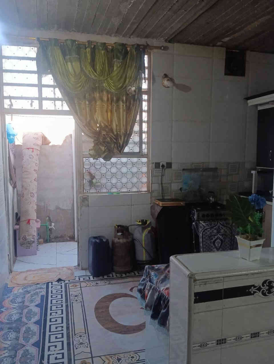 يعلن مكتب الاصدقاء للوساطة العقاريه

دار للبيع  100 م مربع    طابوزراعي سند 25اقرار محكمه ثاني يوم🏡
✅ تحفه فنيه شغل درجه اوله جيب مهندس وافحص 
سعره 28وبيه مجال
موقع ,البيت /نجف 🏡  شارع كربلاء عمود 130طريق ياحسين

عنوان المكتب شارع الصب مقابل قرية الغدير عمود 261
البناء 🏡 
غرفت  نوم/صاله/مطبخ /طرمه /صحيات/مكشوفه
بناء مرتب/ اساس + سقف كونكريت + بلوك+سيراميك الواح هندي+ارضيه بورسلين ثقيل ++

ألخدمات 🏡 عرض الشارع 15متر
ماء/كهرباء/مدارس/سوق/تبليط/مولد

*********** او واتساب واتصال
