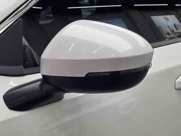 • نيسان كيكس
• الموديل: 2025
• مواصفات: خليجي 
• المسافة المقطوعة (العداد): 1800 كم
• المحرك: 2.0 لتر 
• عدد الأسطوانات: 4 سلندر
• شركة: #KUWAITCARS 
• أرقام الاتصال:
• ***********
• ***********
