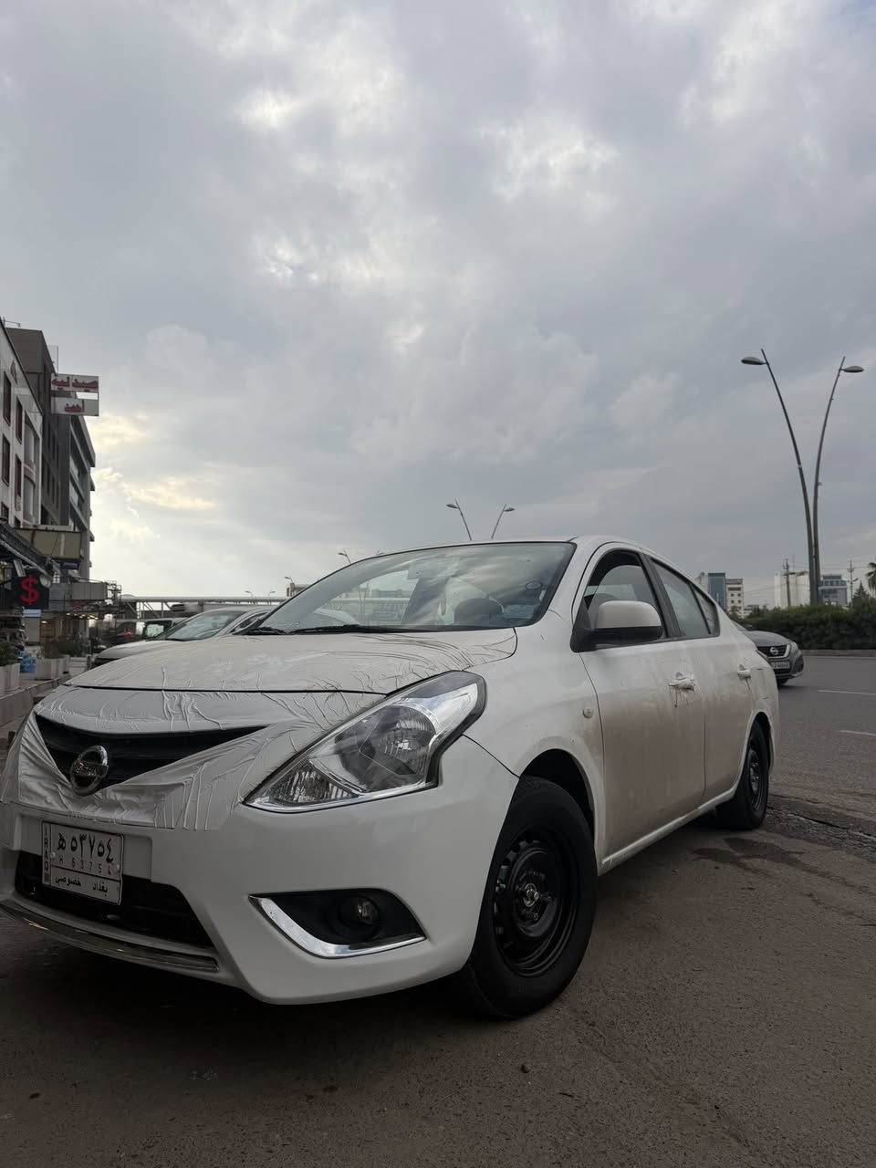 سلام عليكم للبيع نسيان سني هندي البليته الزركه السياره خير من الله مديل 2019بيها صبغ بلهلال مال جاملغ الخلفي السعر 102بيها مجال العنوان حي الجهاد أو حي الإعلام الهاتف ***********
