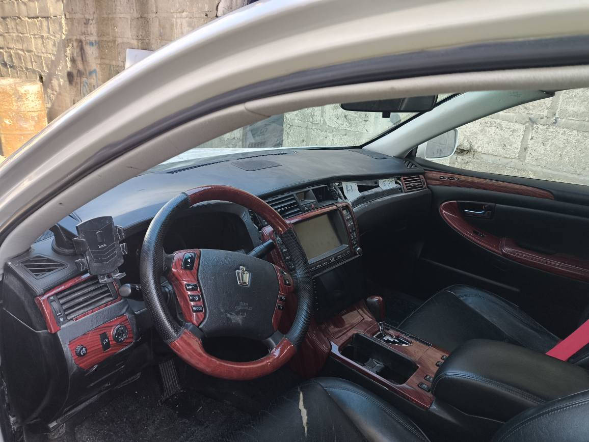 شاهینە 182 ئەسلیت
مۆدێل 2005
سەیارەکە موسە موسە 
مواسەفات فوول
سڵیت
کوشت جڵدی ساجی 
چوار دوگمە 
چوار ویل و تایەی دنگەی لە ژیردایە 
نرخ55$معامەلە 
***********
*********** السليمانية, العراق
