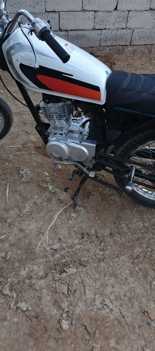 دراجه  لبيع وراق صولي  سعر 600قفل


**إذا كنت صاحب هذا الإعلان وتريد حذفه لأي سبب، رجاءا أرسل رسالة إلى الدعم الفني**
