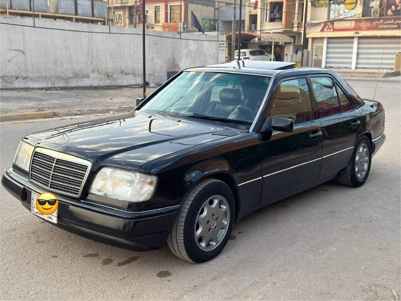 مارسيدس دب بيبي شبح 1991 محرك E320 خراطيم نوزل 
كشرها كلش نضيف بدون معجون ولا رواج ولا رصعات
محرك گير جدد
منضومة تبريد جديدة
صبغ عام درجة اولى
سلايد روف جديد بالكامل 
شغال ABS
كشنات جلد كهرباء شغاله
مروحة كهربائية 
اربع جام كهرباء شغال 
سيدي جينجر بالجنطة
وباقي المواصفات معروفة مال البيبي
مكانها بغداد حي اور 
السعر : 80 بيها مجال للشراي 
*********** بغداد, العراق
