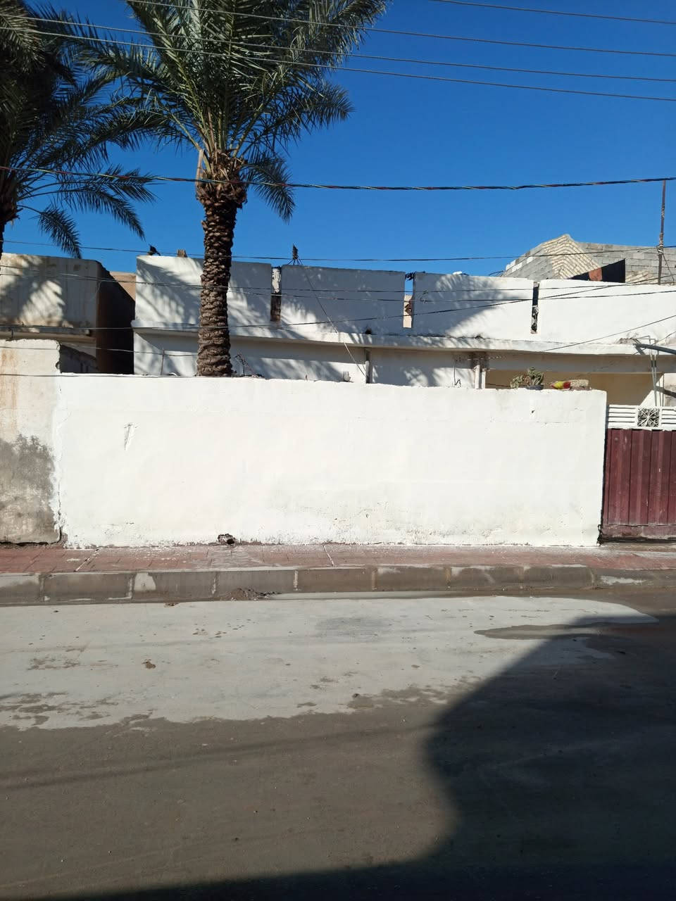 السلام عليكم بيت للبيع مساحه 200 موقع ديالى ناحية كنعان قرب المحكمه وقرب مدرسه الزبيدات بيت ملك صرف في كاف الخدمات ماء كهرباء وارصفه وتبليط
والسعر 85بي مجال ***********
