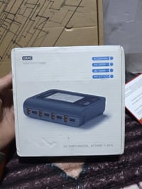 شاحن بطاريات • جديد غير مستخدم