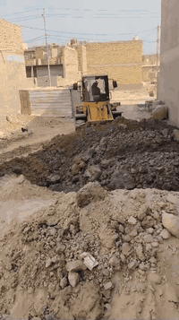 كوماتسو • حجم ١٥٠ • موديل ٢٠١١